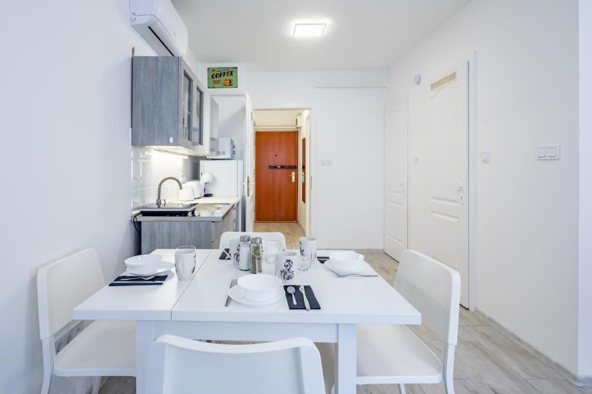 Convenient 2-Room Central Apartment Budapest Exterior photo