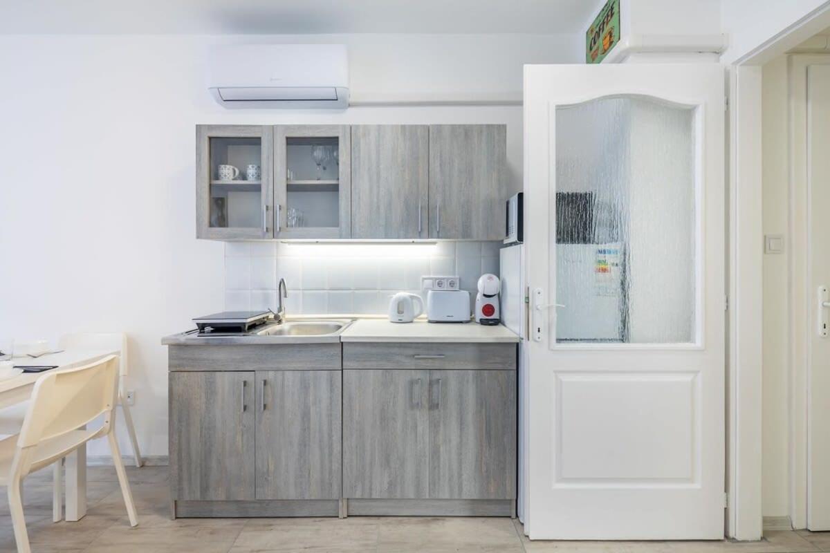 Convenient 2-Room Central Apartment Budapest Exterior photo